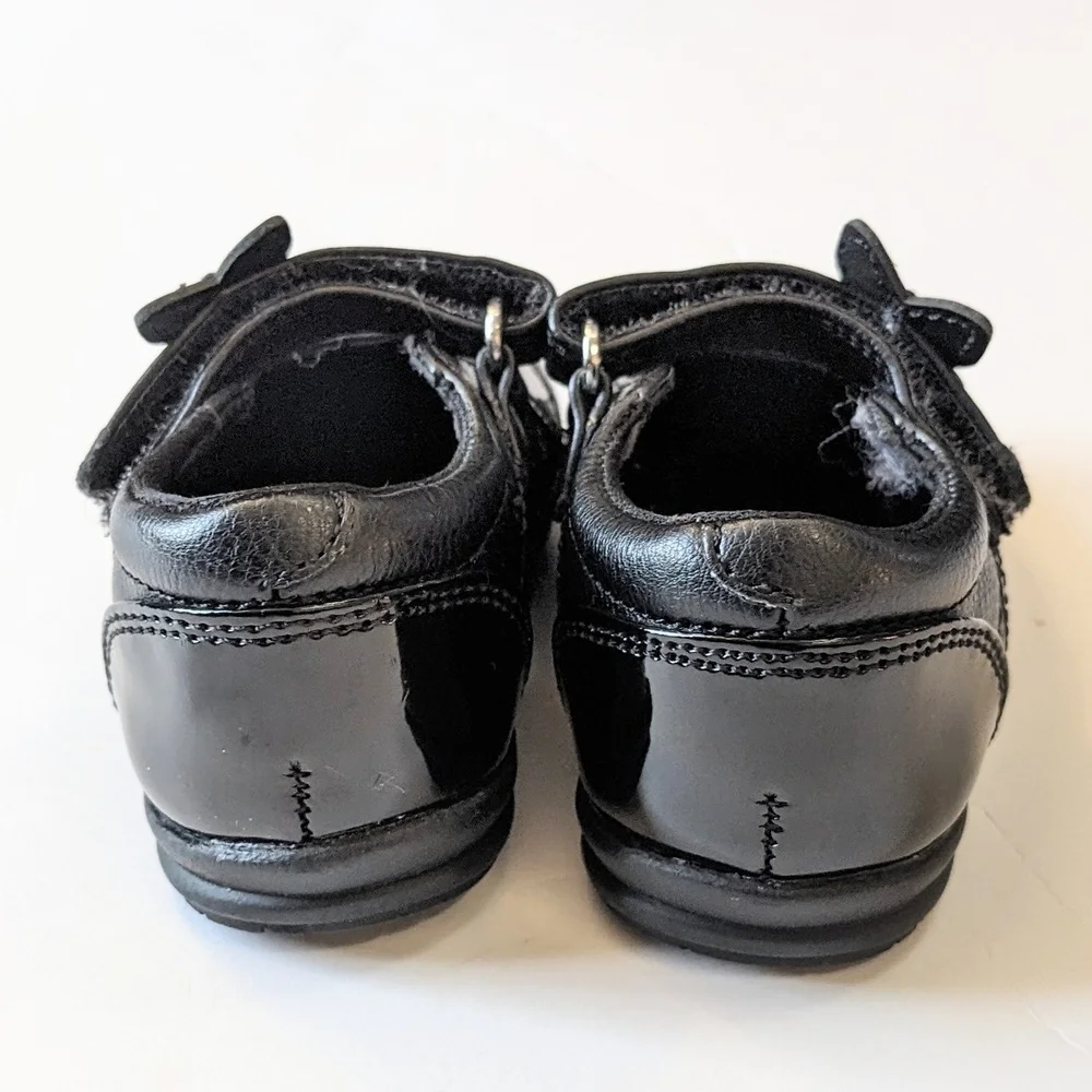Baby Girls Stylish Black Dress Shoes with Shiny Heart and Bow Design